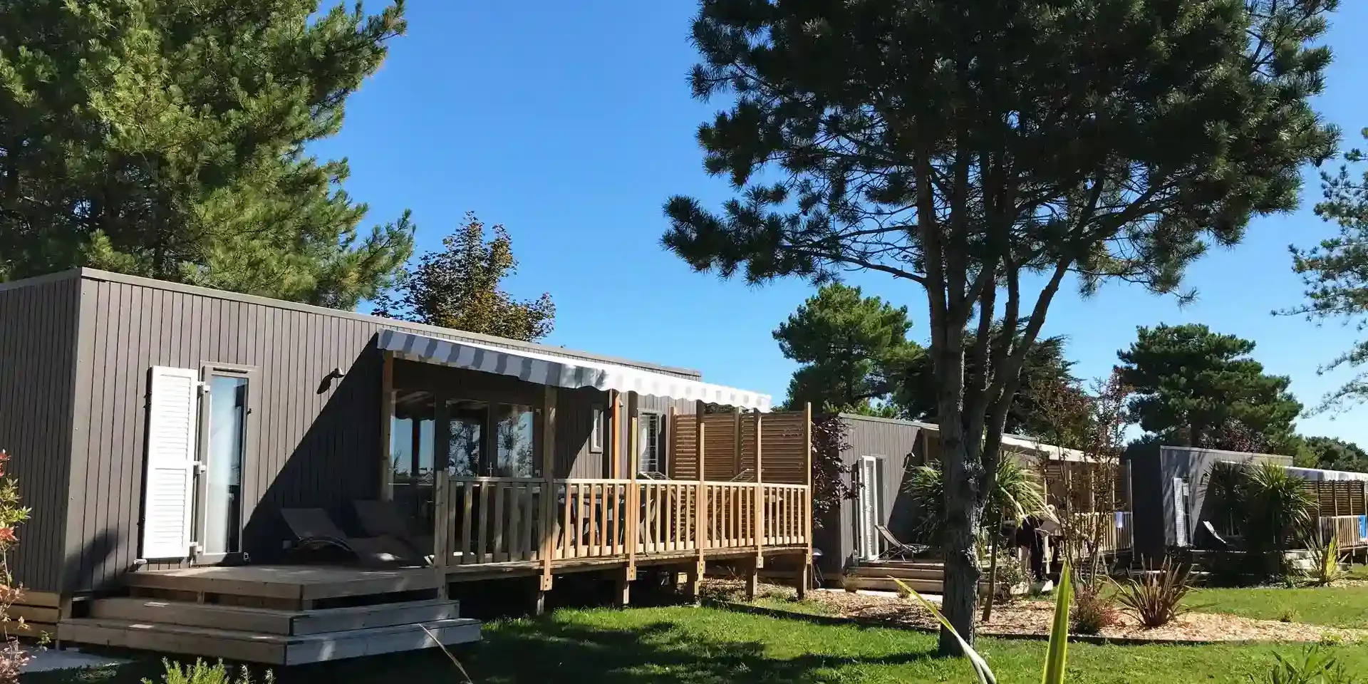 Location d'un mobil-home à Saint-Hilaire-de-Riez, au camping 5 étoiles Le Château en Vendée.