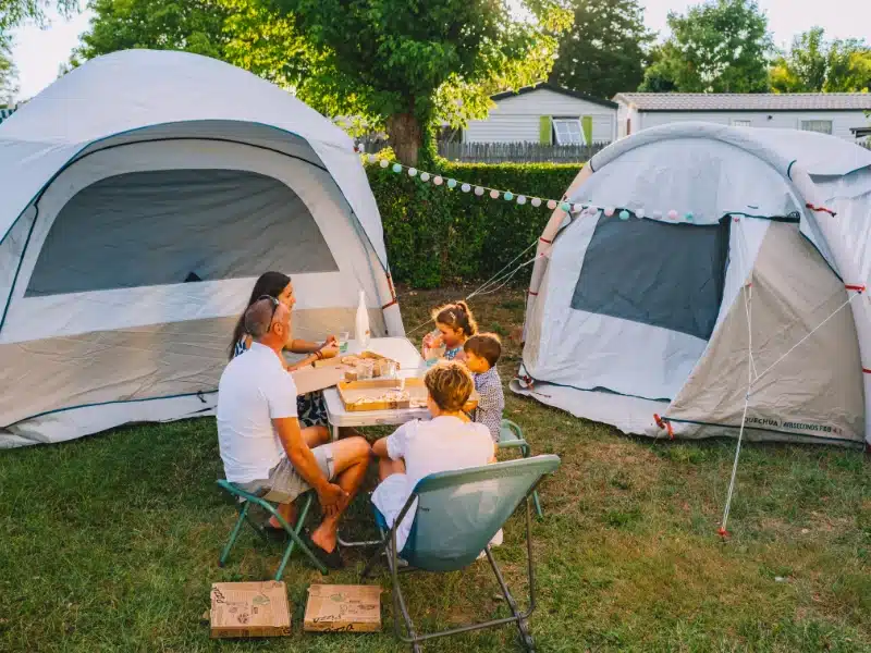 Emplacement pour tente à Saint-Jean-de-Monts, en pleine nature et bien délimité