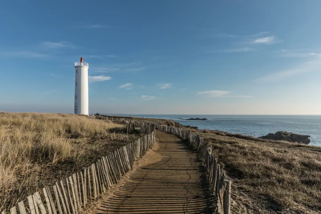 Le Phare feu de Grosse Terre est l'un des derniers grands feux construits en France