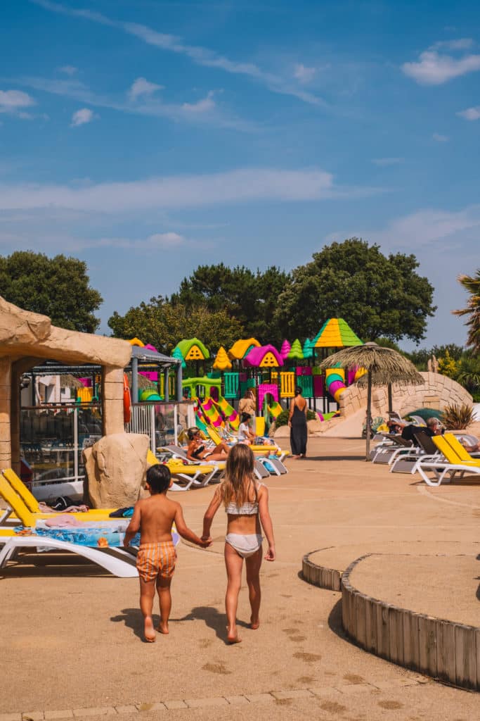 Jeux aquatiques pour enfants au Camping Acapulco à Saint-Jean-de-Monts